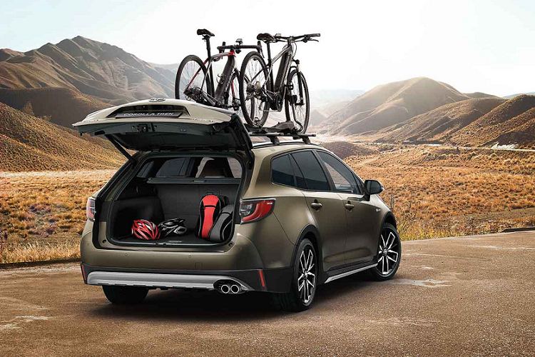 Trước đó, vào đầu tháng 9 vừa qua, Toyota Motor Thailand đã ra mắt Corolla Altis 2019 thế hệ hoàn toàn mới với giá bán khởi điểm từ 829.000 baht đến 1.099.000 baht (tương đương 630 - 835 triệu đồng).