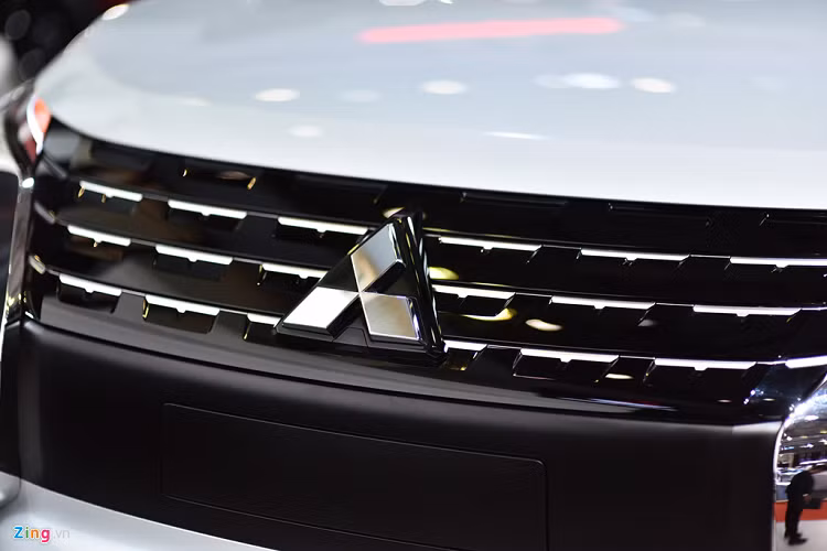 Khi kết hợp cả động cơ điện và động cơ đốt trong truyền thống, xe có thể hoạt động với phạm vi lên đến 1.200 km.