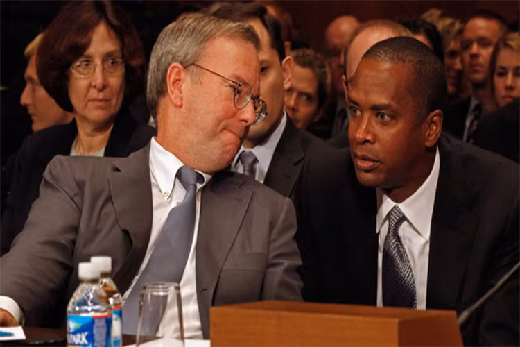 Ông Drummond phủ nhận điều này khi trả lời BuzzFeed.