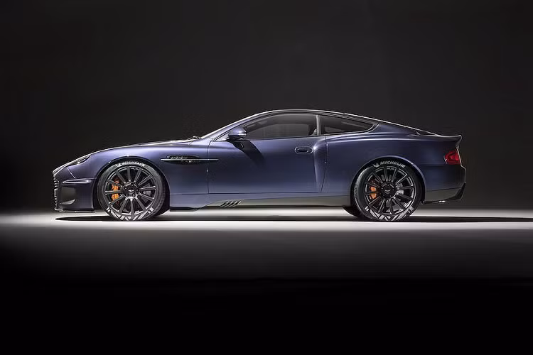 Ian Callum đã thành lập ra công ty thiết kế riêng của ông là Callum sau khi nghỉ hưu tại Jaguar Land Rover vào ngày 1/7/2019 vừa qua. Không chỉ thiết kế xe, Callum sẽ còn tạo ra các sản phẩm "hàng thửa" số lượng giới hạn trong các lĩnh vực như du lịch hay phong cách sống.