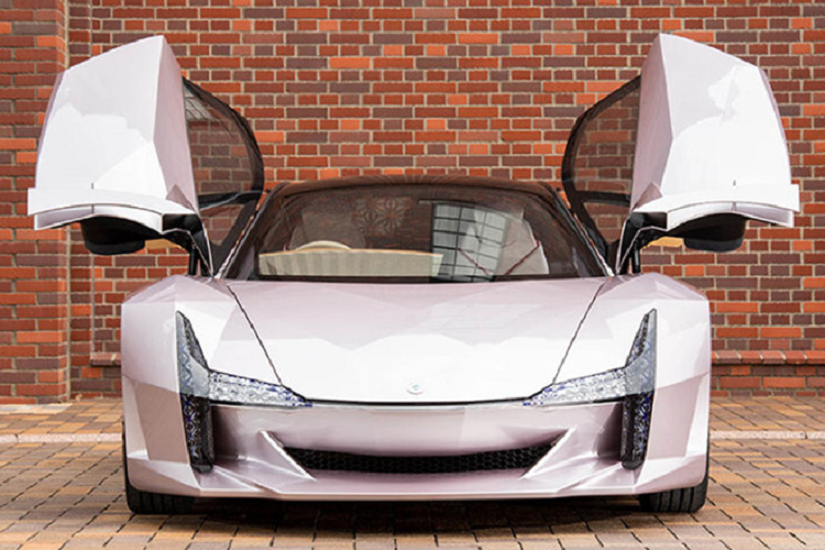 Hầu hết mẫu xe được trưng bày tại triển lãm ôtô Tokyo đều đến từ các thương hiệu ôtô lớn nhỏ trên khắp thế giới, nhưng mẫu siêu xe Nhật với ý tưởng độc đáo dưới đây lại là câu chuyện khác.