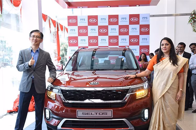 Kia Seltos moi tu 314 trieu tai An Do, sap ve Viet Nam