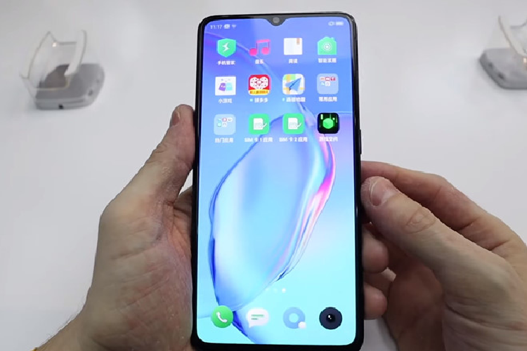 Mẫu điện thoại Realme X2 Pro mới được trang bị cảm biến vân tay trong màn hình thế hệ mới. Theo Realme, cảm biến này cho tốc độ mở khóa máy khoảng 0,23 giây nhanh hơn so với 0,36 giây trên mẫu X2.