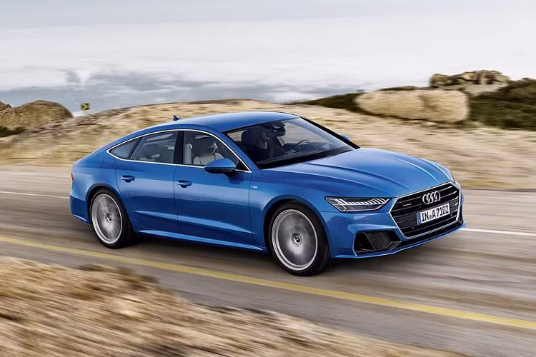 Audi sẽ ra mắt RS6, mẫu xe thể thao có động cơ V8 4.0L với sức mạnh lên đến khoảng 605 mã lực và khoang xe thiết kế rộng hơn. Một phiên bản mạnh mẽ hơn nữa của mẫu xe này cũng dự kiến được ra mắt trong thời gian tới, có sức mạnh lên đến 650 mã lực. Ngoài ra, Audi cũng sẽ ra mắt RS7 Sportback, mẫu xe dùng chung động cơ với RS6 nhưng có kích thước lớn hơn.