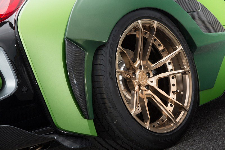 La zăng xe BMW i8 Roadster E.N.ARMY EDITION.