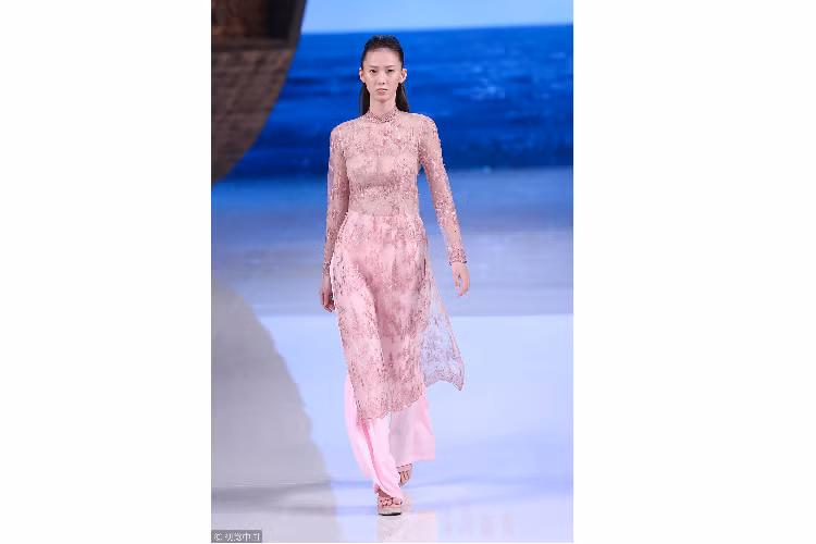 Nguoi Viet phan no khi nha thiet ke Trung Quoc 