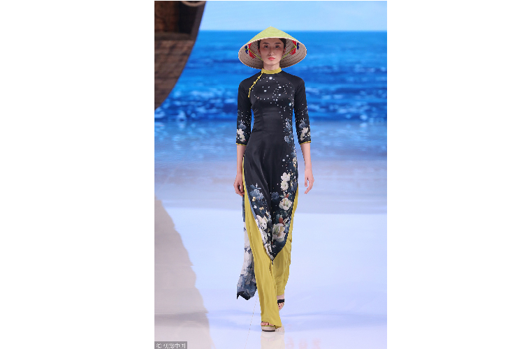 Nguoi Viet phan no khi nha thiet ke Trung Quoc 