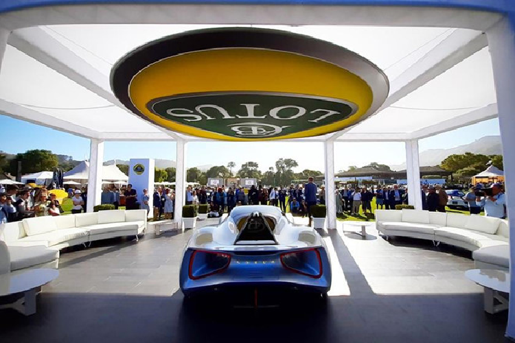 Lotus sẽ chỉ sản xuất 130 siêu xe Evija, giá bán 2,2 triệu USD. Mỗi siêu xe được gắn hai môtơ điện cho tổng công suất 1.927 mã lực, mô-men xoắn 1.700 Nm.