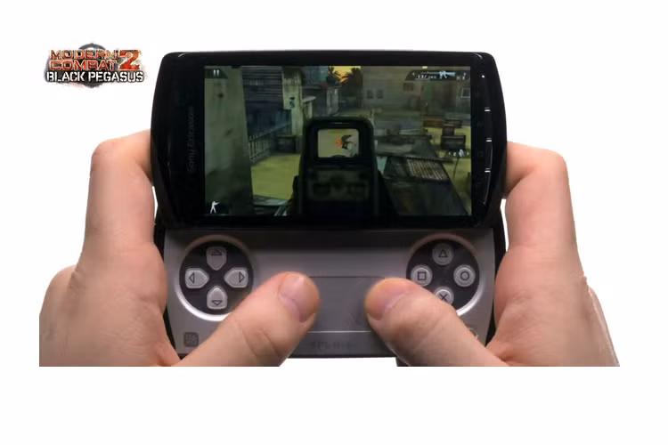 Dien thoai Xperia Play, cu “game over” dau don cua Sony-Hinh-4