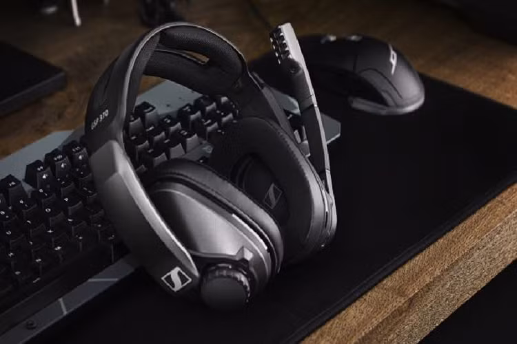 Sennheiser tung ra tai nghe Gaming khong day GDP 370-Hinh-2