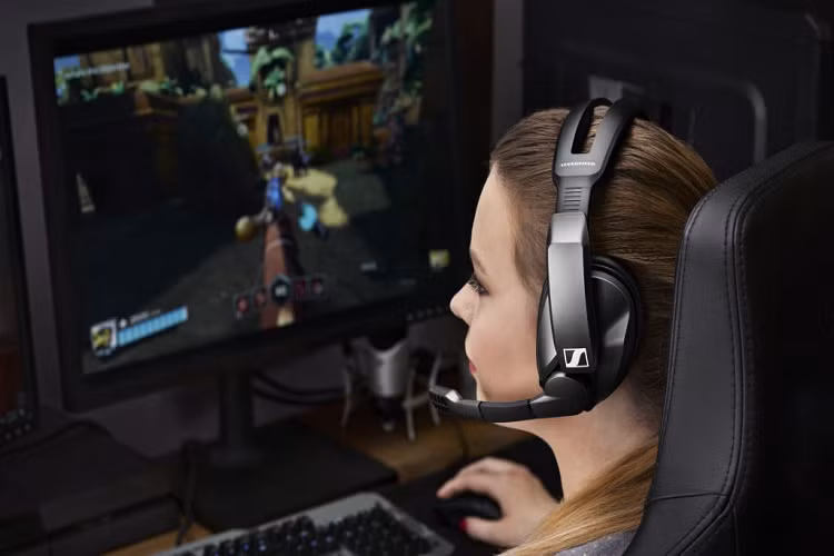 Sennheiser tung ra tai nghe Gaming khong day GDP 370