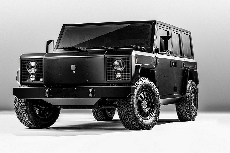 Hai mẫu xe điện gồm chiếc SUV Bollinger B1 và chiếc bán tải Bollinger B2 sẽ cùng trình làng tại LA Auto Show 2019. Cung cấp sức mạnh cho 2 mẫu xe này là hai động cơ điện, chia đều mỗi cầu, công suất kết hợp 614 mã lực và mô-men xoắn 906 Nm. Phạm vi hoạt động khi sạc đầy hệ thống pin 120 kWh là 322 km. Giá của mỗi chiếc khoảng 125.000 USD. Bollinger B1 và B2 sẽ đi vào sản xuất vào năm 2020.