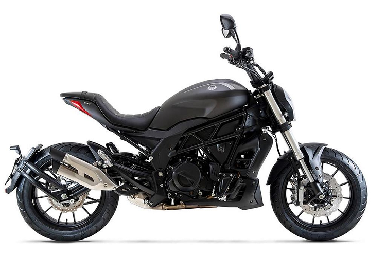 Mới đây, Benelli Việt Nam chính thức bán ra thị trường Việt Nam mẫu xe môtô Benelli 502C 2019. Trước đó, Benelli 502C 2019 từng giới thiệu tại thị trường Indonesia hồi 20/10/2018.