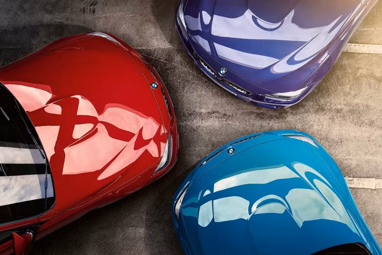 Ở phiên bản đặc biệt M Heritage này, BMW sẽ trang bị cấu hình Competition cho tất cả những chiếc M4.