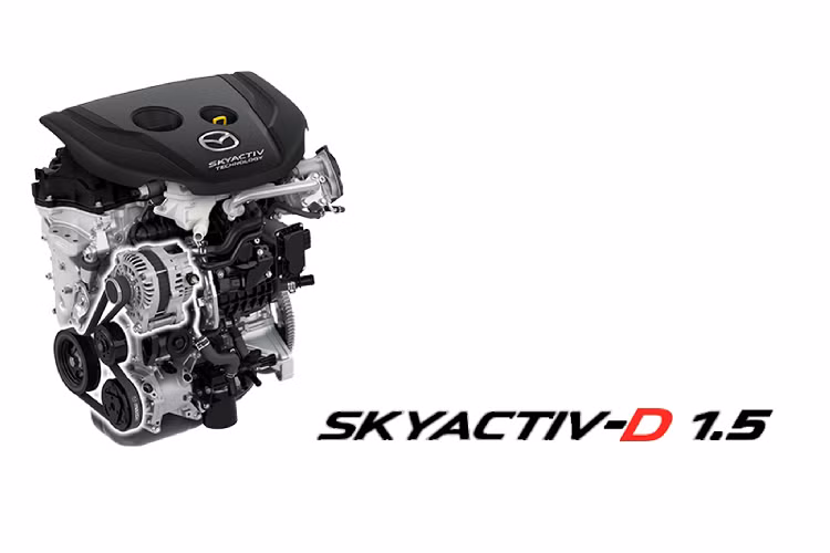 Phiên bản máy dầu sử dụng cơ 4cyl dung tích 1.5L Skyactiv-D cho công suất tối đa 105 mã lực tại 4.000 vòng/phút, và mô-men xoắn cực đại 250Nm đạt được từ 1.500 – 2.500 vòng/phút. Sử dụng kết hợp với hộp số tự động 6 cấp (6 AT) đi cùng với hệ dẫn động cầu trước (FWD).