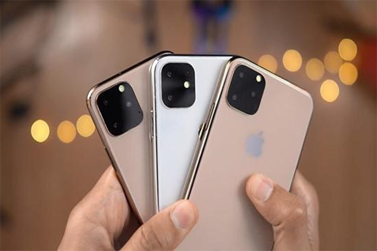 iPhone 11 mới sẽ được ra mắt vào ngày 10/9. Apple được đồn đoán ra mắt 3 mẫu iPhone, nâng cấp từ iPhone XR, XS và XS Max. Hai chiếc điện thoại cao cấp hơn, được gọi là các mẫu "Pro" sẽ có hệ thống 3 camera ở mặt sau.