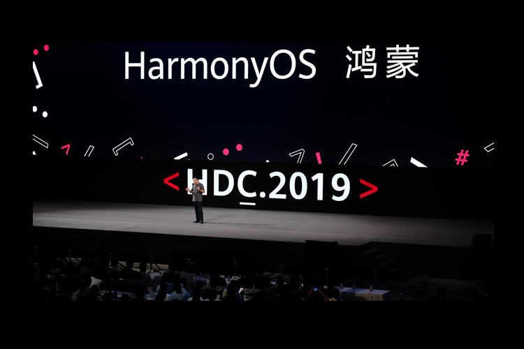 Vấn đề của Mate 30 Pro gặp phải đến từ việc Huawei bị đình chỉ cấp phép sử dụng Android và các dịch vụ khác từ Google. Chưa rõ bom tấn này có hoạt động trên Android hay không. Trong trường hợp xấu, Huawei sẽ sử dụng phiên bản Android mã nguồn mở, vốn không thể so sánh với bản Android hiện tại. Trong khi đó, Harmony OS chưa sẵn sàng cho smartphone. 