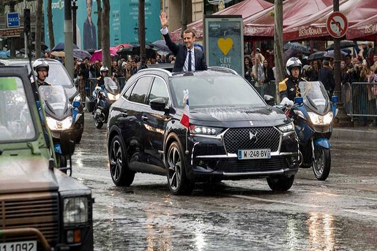 Xe Citroën DS 7 Crossback của Tổng thống Pháp Emmanuel Macron