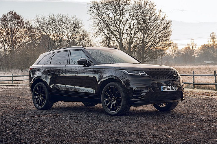 Hiện tại, phiên bản đặc biệt của chiếc SUV đã mở cửa đặt mua tại Vương Quốc Anh. Bên cạnh đó, các thông tin về thị trường Mỹ - mảnh đất màu mỡ của hãng xe Anh Quốc, hiện chưa được tiết lộ.