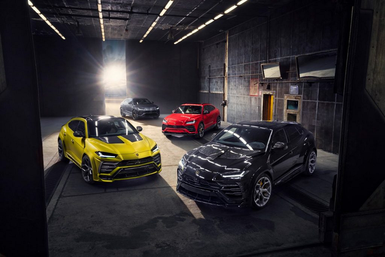 Theo thông tin được hãng độ đến từ Đức công bố, Novitec Esteso Lamborghini Urus sẽ có phần thân xe rộng hơn Urus tiêu chuẩn 10 cm ở vòm bánh xe trước và 12 cm ở vòm bánh xe sau. Không chỉ dừng lại ở việc nới rộng thân xe, Novitec Esteso còn mang đến ngoại hình mới với cản trước và cản sau được hạ thấp, tạo cho xe vẻ hầm hố và “hung dữ” hơn.