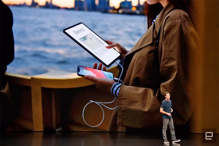 Điện thoại cao cấp iPhone Pro lạc lõng trong thế giới Apple Dien thoai cao cap iPhone Pro lac long trong the gioi Apple