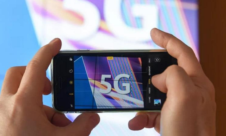 Apple se nang cap bo nho RAM cho iPhone Pro 2020-Hinh-2