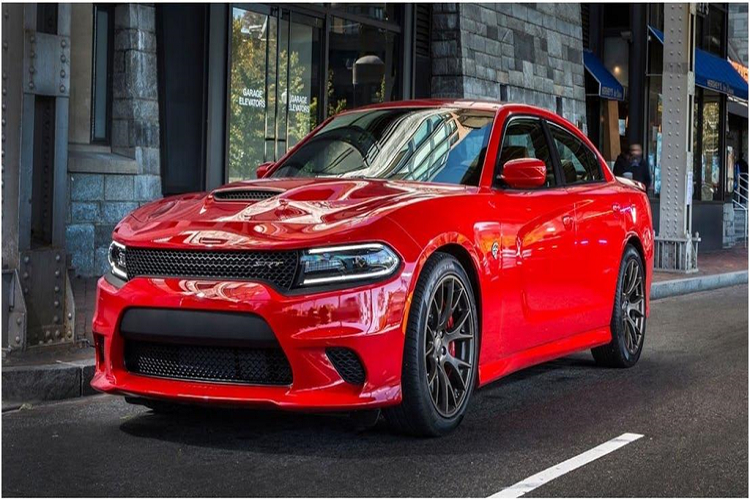 Vào năm 2015, hãng xe cơ bắp nổi tiếng ở Mỹ - Dodge, đã chế tạo ra chiếc xe mạnh mẽ nhất và họ gọi nó là Charger SRT Hellcat. Trái tim của con mãnh thú này là động cơ HEMI V8 6.2L siêu nạp. Để kích hoạt toàn bộ sức mạnh từ khối động cơ cần có một chìa khóa riêng biệt.