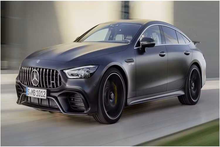 Mercedes AMG GT 63 S: Các kỹ sư của Mercedes thiết kế GT 63 với quyết tâm tạo ra một chiếc xe mui trần có sức mạnh và hiệu suất cao nhất từ trước đến nay.