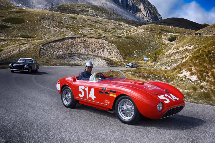 Ngoài ra, đoàn còn dành thời gian đi qua Borgio San Pietro trước khi leo lên Núi Terminillo trên đường đến Thác Marmore.