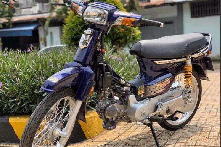 Chiếc xe gần như được dọn mới lại hoàn toàn từ trong ra ngoài với tất cả đồ chơi mới 100%, tổng thiệt hại của bản độ này đã tiêu tốn của chủ xe hơn 100 triệu đồng, số tiền này chưa bao gồm xác xe và biển số tứ quý 3.