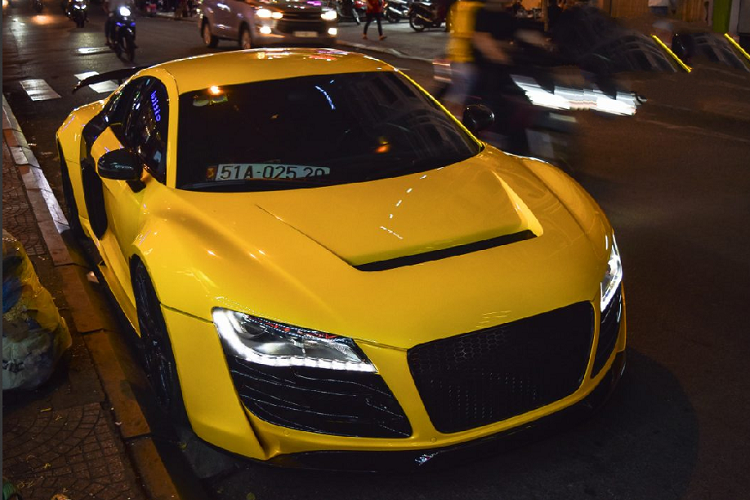 Tuy vậy, sau khi được trùng tu lại toàn bộ thì bộ tăng áp kép đã được gỡ bỏ, trả lại sức mạnh nguyên bản cho xe.