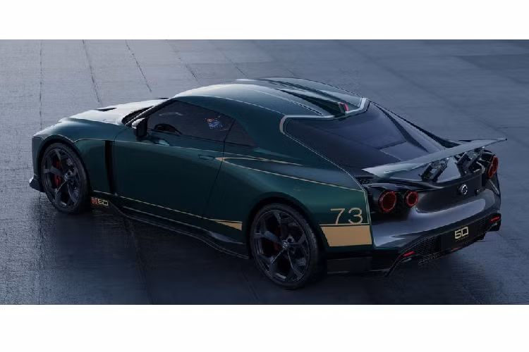 Ông Laishley còn nhấn mạnh thêm: “Khách hàng đã có những trải nghiệm trên cả tuyệt vời với chiếc GT-R50, và tôi có thể chắc chắn rằng mỗi chiếc xe sẽ là một kiệt tác độc nhất”.
