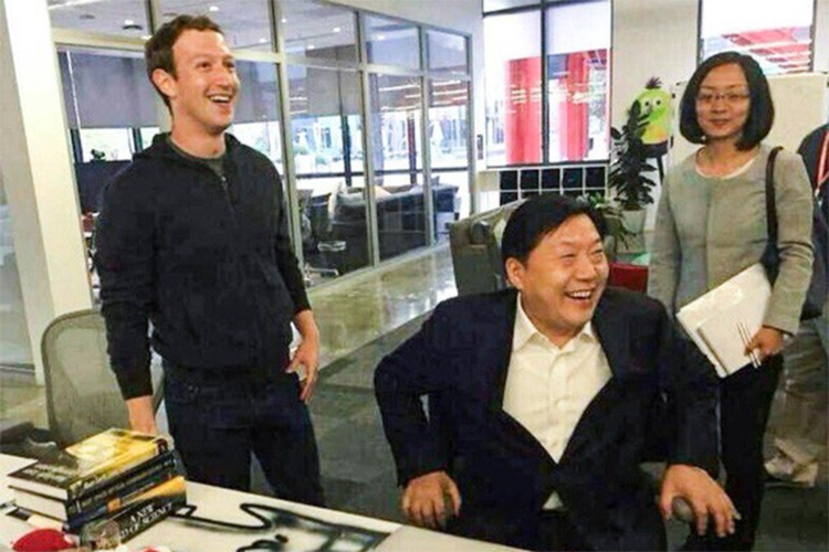 4 bieu hien “them khat” Trung Quoc cua CEO Facebook-Hinh-2