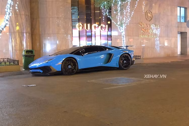 Siêu phẩm Lamborghini Aventador LP750-4 SV Coupe được giới thiệu tới công chúng trên toàn thế giới lần đầu tiên vào tháng 3/2015 tại Geneva Motor Show, Thuỵ Sỹ. Vào thời điểm đó, Lamborghini tuyên bố siêu xe Aventador LP750-4 SV Coupe sẽ chỉ được sản xuất giới hạn với số lượng 600 chiếc trên toàn cầu.