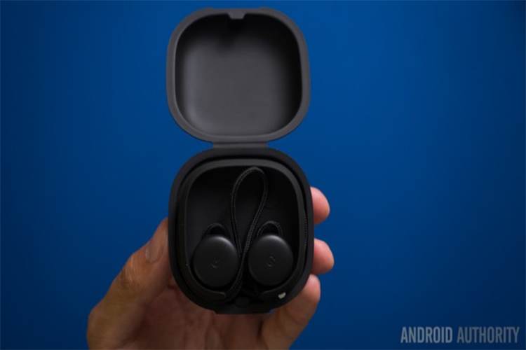 Google co the ra mat tai nghe Pixel Buds 2 cung voi Pixel 4