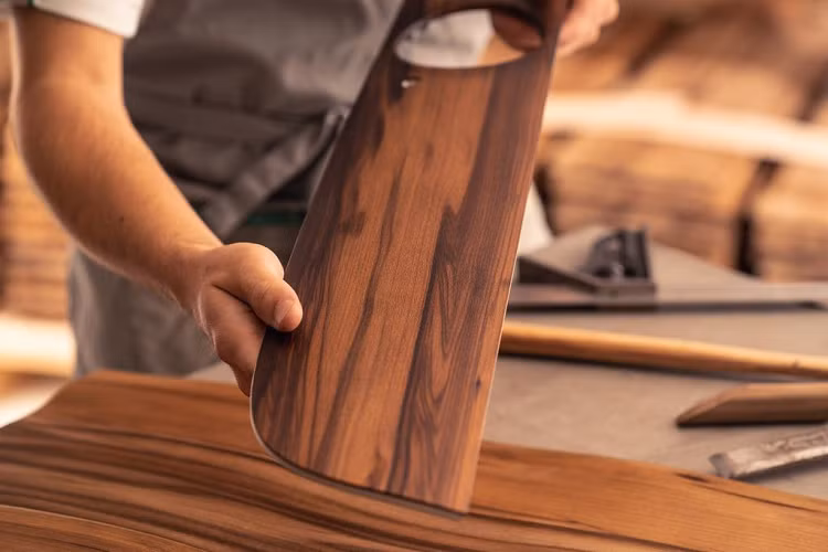 Ông Xiao Li Tan, chủ tịch Stetson cho biết: "Sự hợp tác giữa Stetson và Bentley đã góp phần lưu giữ giá trị truyền thống và mang tới những trải nghiệm tuyệt vời cho khách hàng đã và đang đam mê phong cách miền Tây nước Mỹ".