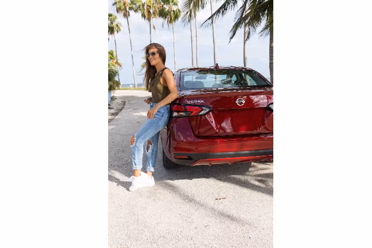 Cùng với Nissan Terra phiên bản máy dầu 2.3L Twin-turbo, Nissan Almera/Sunny thế hệ mới đang rất được mong đợi về nước. Giá xe Nissan Sunny 2020 hiện vẫn chưa được công bố mức bán ra chính thức.