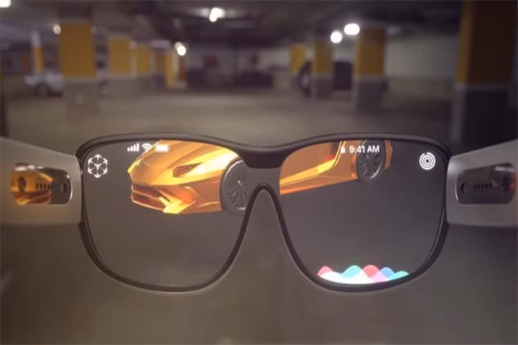 "One more thing" - Đây là câu nói quen thuộc tại mỗi sự kiện ra mắt iPhone. Năm nay, điều bất ngờ dành cho người hâm mộ có thể là một chiếc kính AR. Trong phiên bản thử nghiệm của hệ điều hành iOS 13, MacRumors đã phát hiện ra Apple đang nghiên cứu một thiết bị AR để kết hợp với các sản phẩm của hãng. Một số nguồn tin trước đó cho biết, mẫu kính này sẽ có tên gọi Apple Glass.