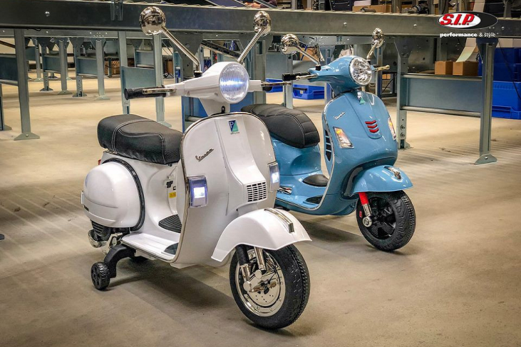 Xuất phát từ tình yêu những chiếc xe tay ga Vespa cổ điển, Ralf Jodl - CEO hãng SIP Scootershop đã cho ra đời chiếc PEG-PEREGO Vespa này.