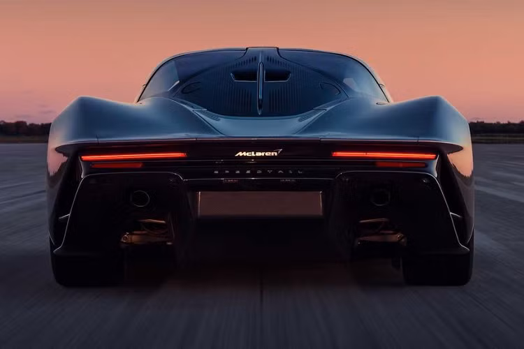“Speedtail sẽ làm nên điều phi thường, thể hiện mạnh mẽ ý chí tiên phong của hãng siêu xe McLaren và xây dựng hoàn hảo một hệ quy chuẩn mới cho những chiếc siêu xe sau này.”