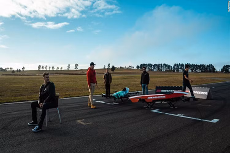 Airspeeder đã ra mắt và bay trình diễn hôm 2/7 tại Lễ hội tốc độ Goodwood ở Anh.