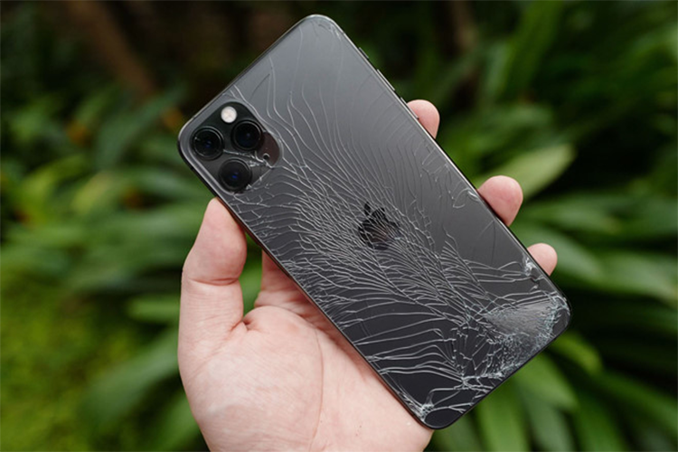 Kinh 'ben nhat the gioi' tren iPhone 11 gay tranh cai