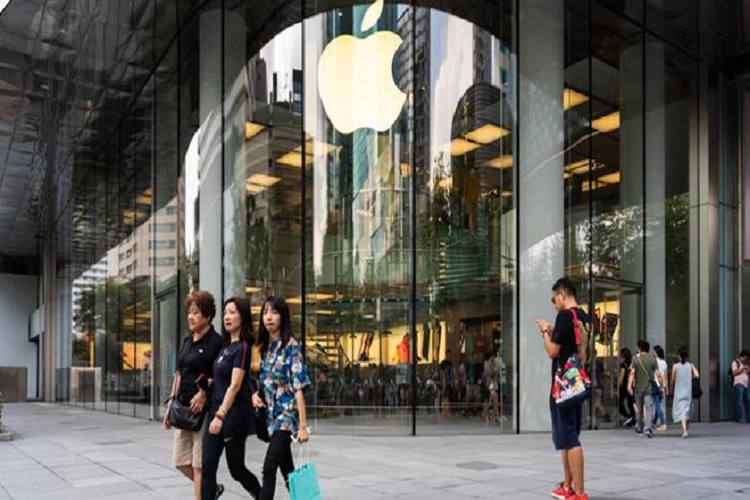 Nhan vien Facebook, Google dinh cong ngay iPhone 11 mo ban