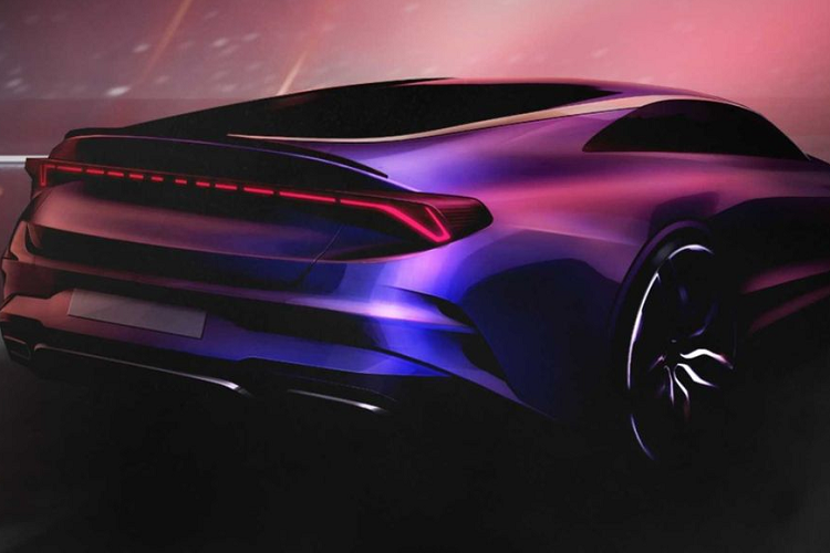 Khối máy này dự kiến sẽ xuất hiện cùng 2 tùy chọn là động cơ tiêu chuẩn 2.5 lít với 191 mã lực và 245 Nm mô-men xoắn hoặc khối máy 1.6 lít Turbo mạnh mẽ hơn với công suất 180 mã lực và mô-men xoắn cực đại 264 Nm. Mức giá KIA Optima/K5 2020 hiện chưa được công bố.