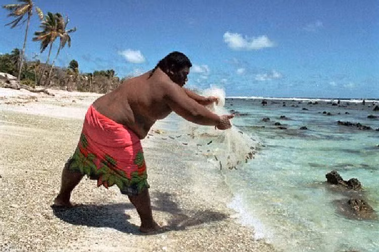 Quoc gia “beo” nhat the gioi tung lay USD lam giay... ve sinh