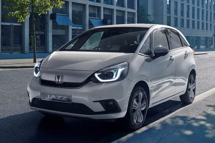 Mẫu xe ôtô Honda Jazz/Fit Crosstar sử dụng hệ thống truyền lực điện tử HEV là một phần trong kế hoạch của thương hiệu Nhật Bản tại thị trường châu Âu, theo đó tất cả các sản phẩm chủ lực của thương hiệu Honda sẽ có hệ thống truyền động điện vào năm 2022.