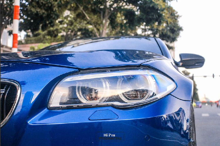 So với phiên bản M5 thế hệ thứ 5 với số lượng khoảng vài chiếc, BMW M5 thế hệ F10 đến nay vẫn là hàng độc tại Việt Nam. Từ khi về nước từ năm 2013 cho tới nay, siêu phẩm này rất hiếm khi xuất hiện trên đường phố