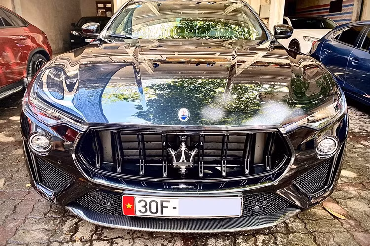 Dòng xe SUV hạng sang Maserati Levante hiện nay có tất cả 4 phiên bản nhưng chỉ có bản tiêu chuẩn và Maserati Levante S được nhiều người mê xe tại Việt Nam biết đến. Riêng phiên bản Maserati Levante GTS và đỉnh cao nhất là Maserati Levante Trofeo lại ít được quan tâm.