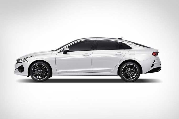 Thông qua hộp số li hợp kép 8 cấp độ, mức công suất này cho phép chiếc sedan Hàn Quốc tăng tốc từ 0 lên 100 km/h chỉ trong vỏn vẹn 6,6 giây. Các tùy chọn động cơ khác sẽ kết nối với hộp số tự động 6 hoặc 8 cấp. Phía công ty đồng thời cũng “úp mở” về dự án với hệ dẫn động Hybrid.