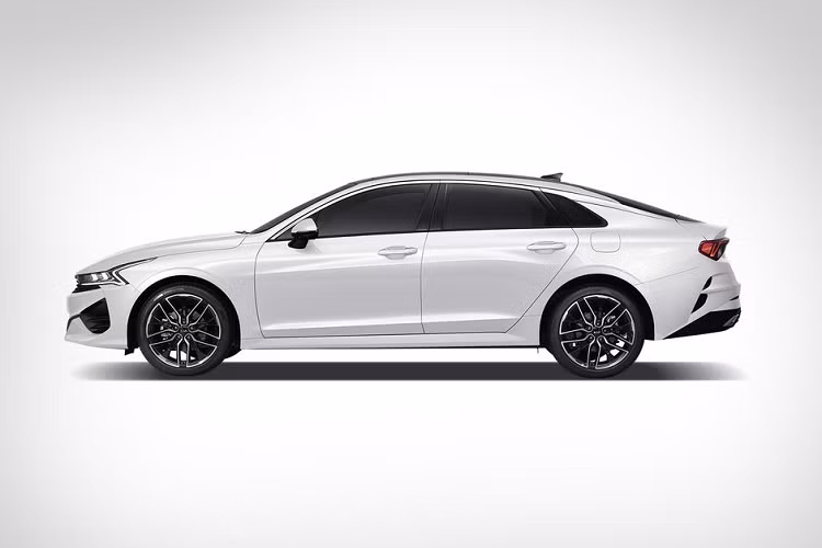 Thông qua hộp số li hợp kép 8 cấp độ, mức công suất này cho phép chiếc sedan Hàn Quốc tăng tốc từ 0 lên 100 km/h chỉ trong vỏn vẹn 6,6 giây. Các tùy chọn động cơ khác sẽ kết nối với hộp số tự động 6 hoặc 8 cấp. Phía công ty đồng thời cũng “úp mở” về dự án với hệ dẫn động Hybrid.